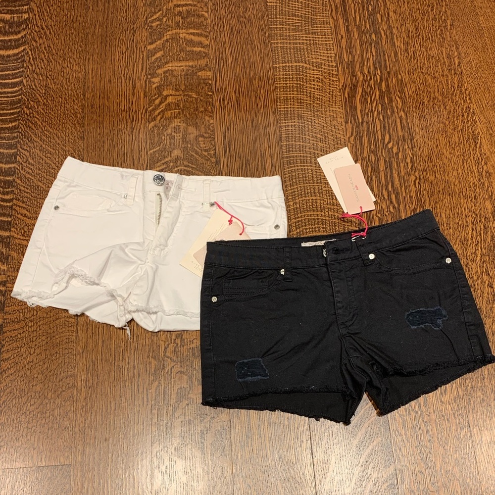 BNWT Silvan Heach size 8 black and white shorts -2 pairs!
